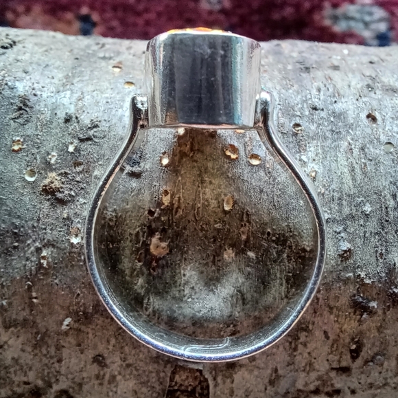 Natural Zircon - Picture 4 of 10